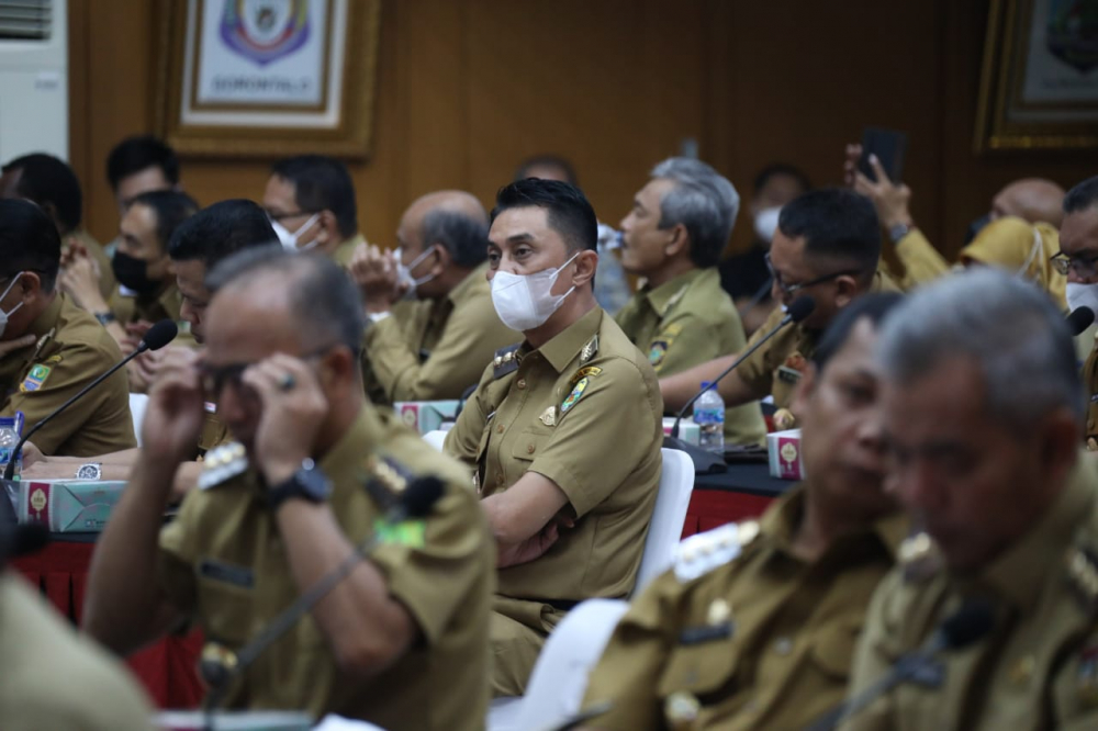 Pj Bupati Muaro Jambi Bachyuni Deliansyah SH MH saat mengikuti Rakor bersama 8 Menteri, KPK, BIN, Polri dan Jaksa Agung 